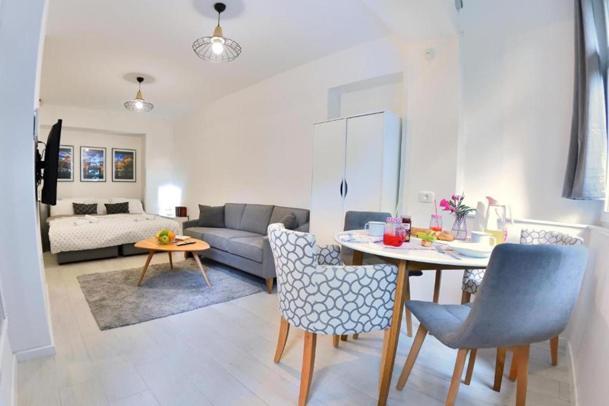 Apartments Valentina - Free Parking Мостар Стая снимка