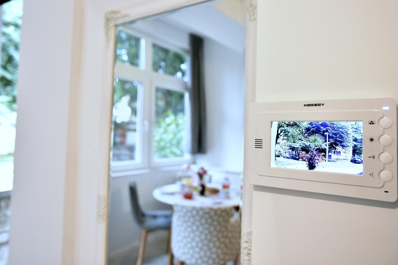 Apartments Valentina - Free Parking Мостар Екстериор снимка