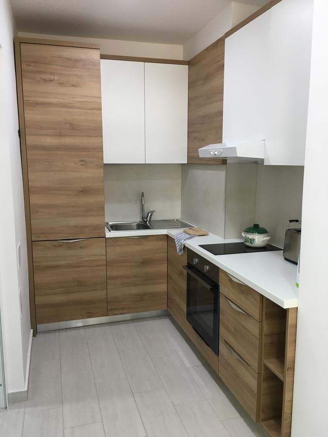 Apartments Valentina - Free Parking Мостар Екстериор снимка