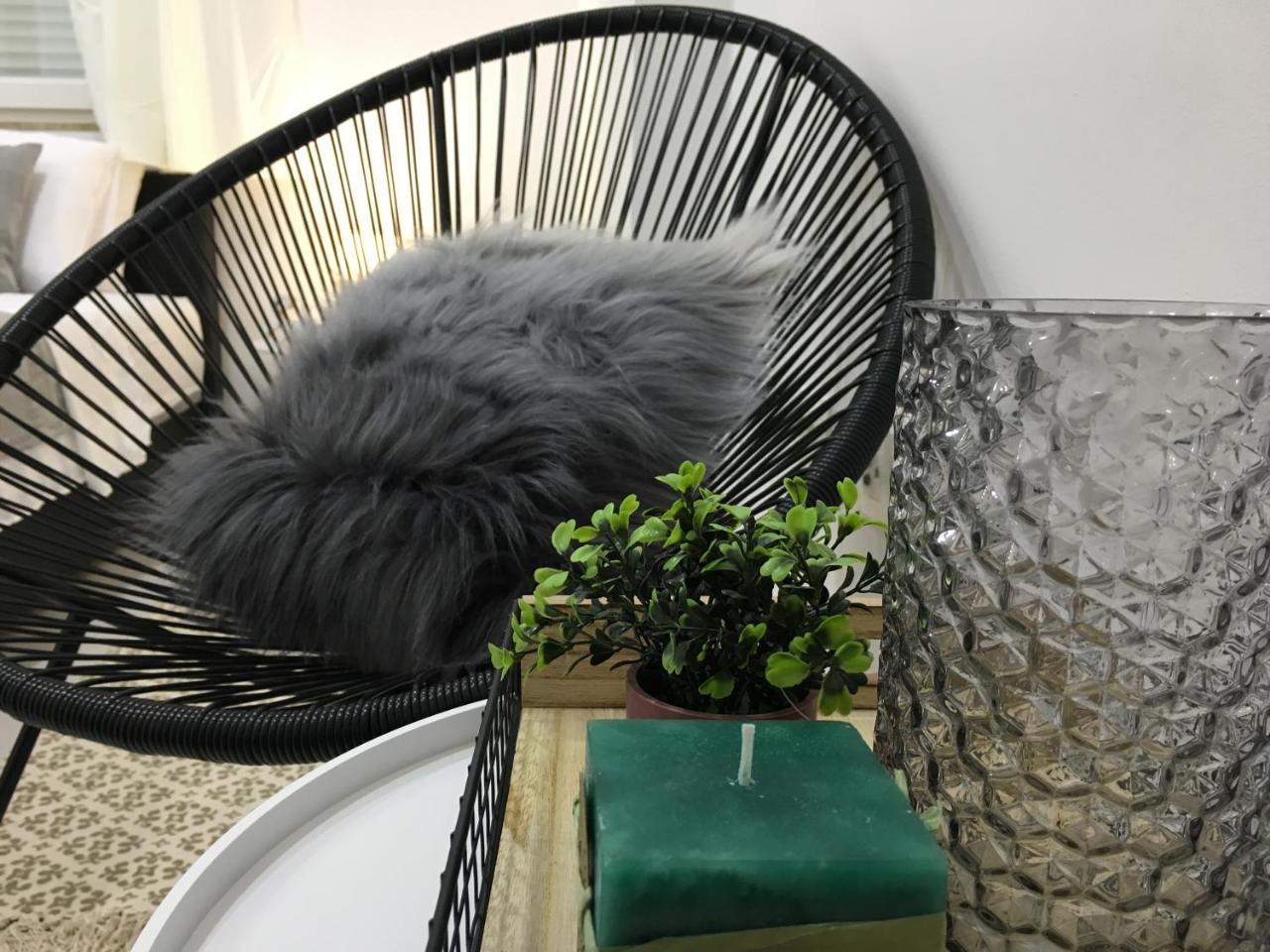 Apartments Valentina - Free Parking Мостар Екстериор снимка