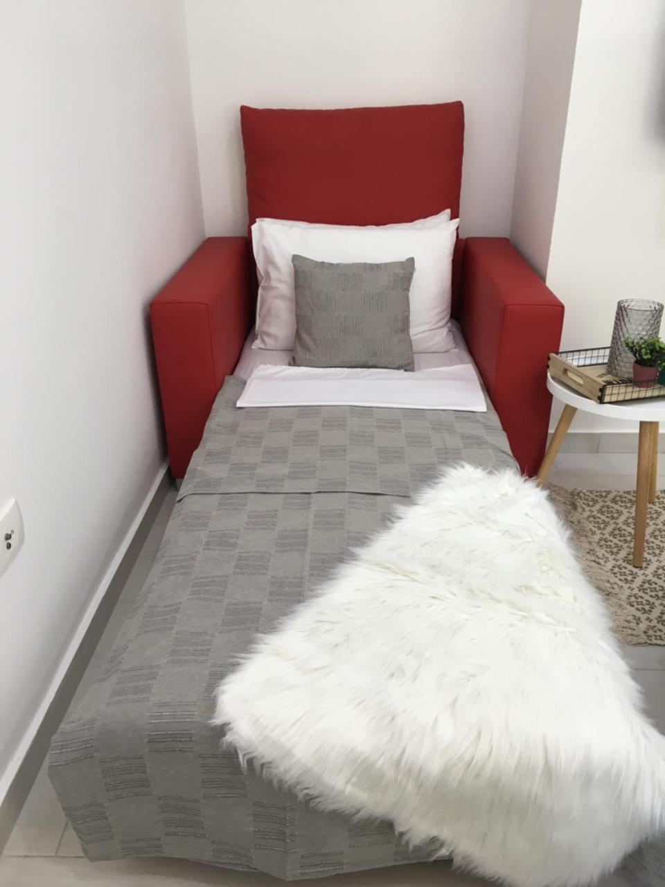 Apartments Valentina - Free Parking Мостар Екстериор снимка